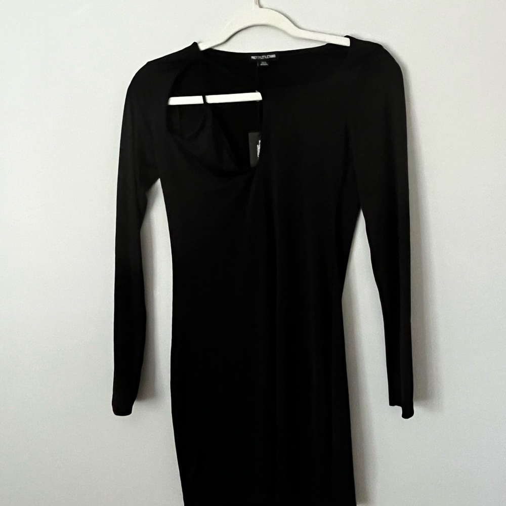 PRETTYLITTLETHING Black Long Sleeve Cut Out Dress